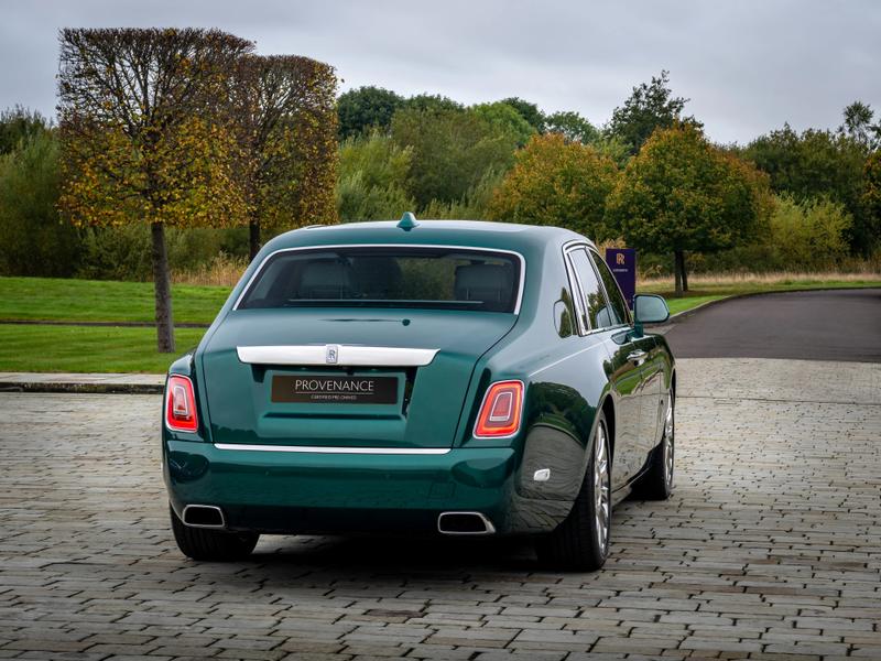 Used Rolls-Royce Phantom for sale - 76998863: Photo 2