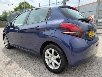 Used Peugeot 208 2016 for sale - 78675448: Photo