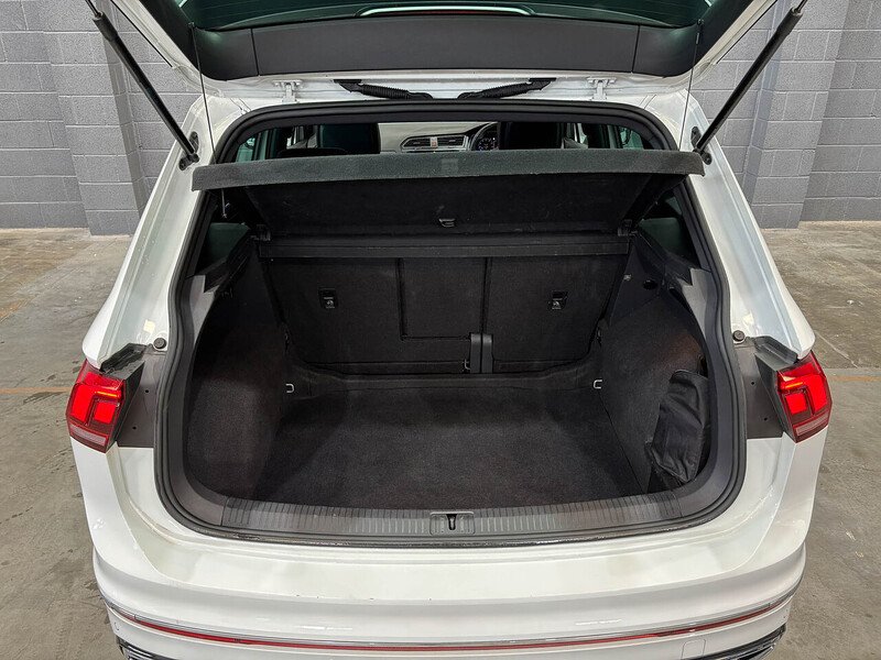 Used Volkswagen Tiguan 2021 for sale - 75833044: Photo 50