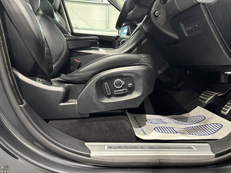 Used Land Rover Range Rover Sport 2015 for sale - 76879356: Photo 9