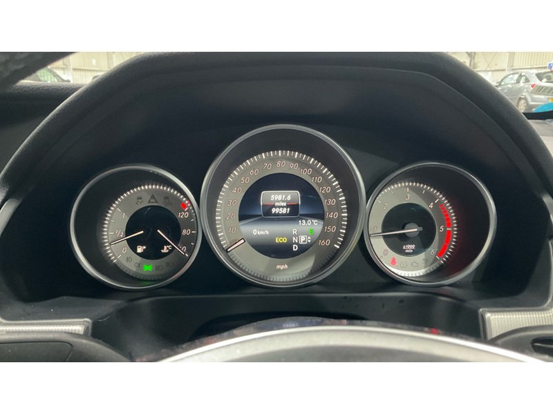 Used Mercedes-Benz E Class 2015 for sale - 76651022: Photo 4