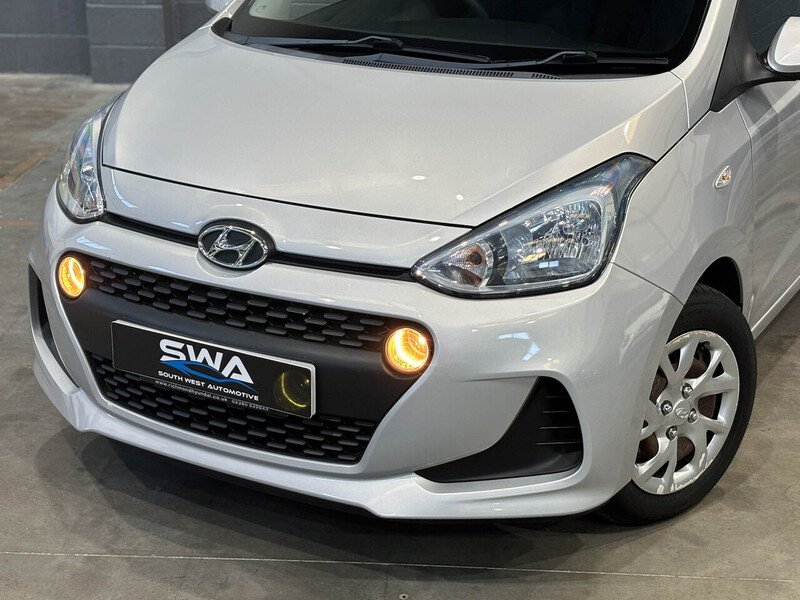 Used Hyundai i10 2017 for sale - 76018826: Photo 18