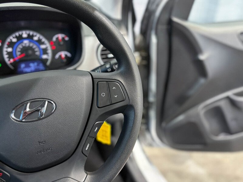 Used Hyundai i10 2017 for sale - 76018826: Photo 22