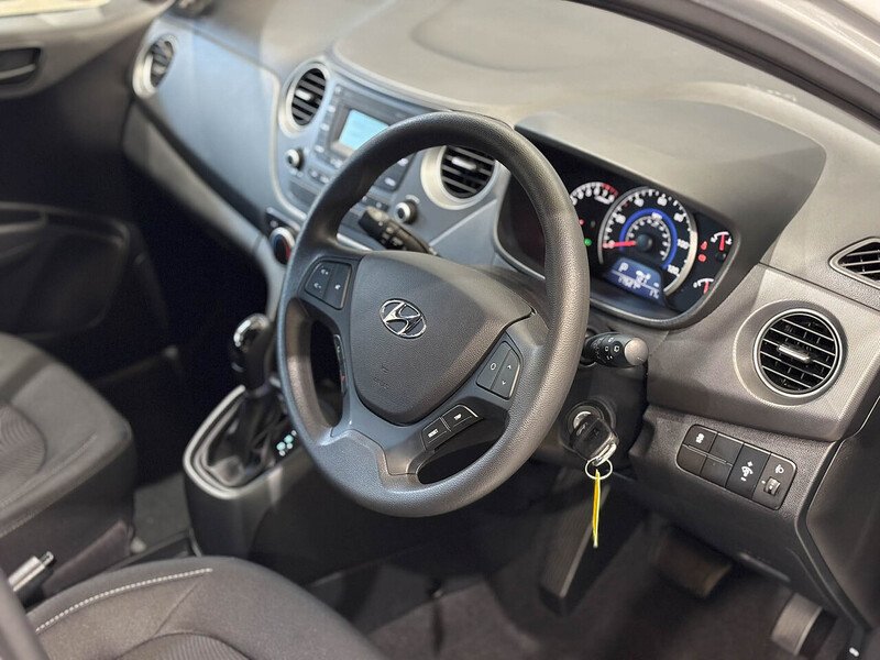 Used Hyundai i10 2017 for sale - 76018826: Photo 35