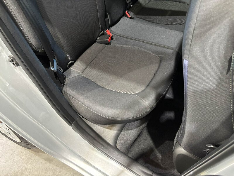 Used Hyundai i10 2017 for sale - 76018826: Photo 38