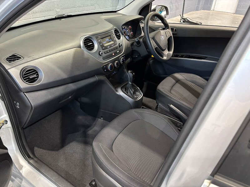 Used Hyundai i10 2017 for sale - 76018826: Photo 42