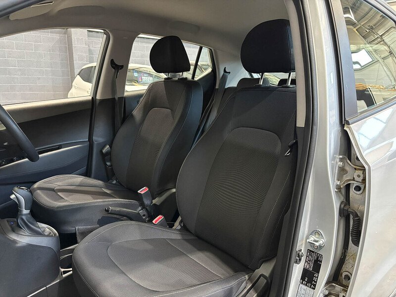 Used Hyundai i10 2017 for sale - 76018826: Photo 43