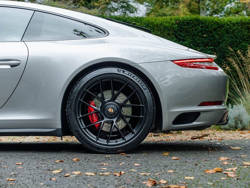 Used Porsche 911 2017 for sale - 76437095: Photo 10