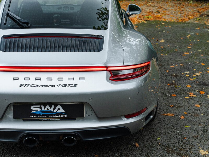 Used Porsche 911 2017 for sale - 76437095: Photo 44