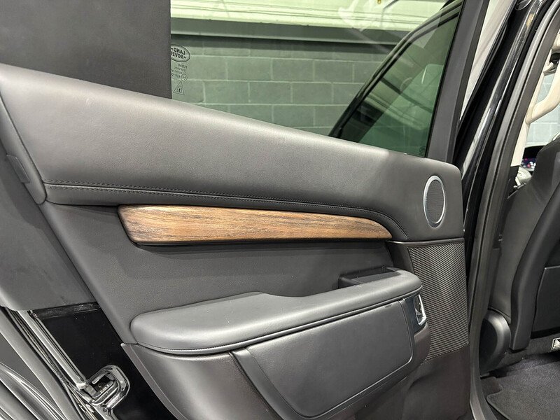 Used Land Rover Discovery 2018 for sale - 76919779: Photo 50