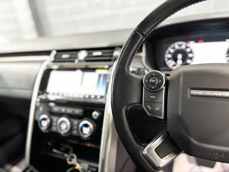 Used Land Rover Discovery 2018 for sale - 76919779: Photo 57