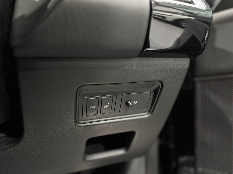 Used Land Rover Discovery 2018 for sale - 77744310: Photo 23