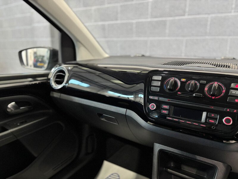 Used Volkswagen up! 2025 for sale - 77744295: Photo 34