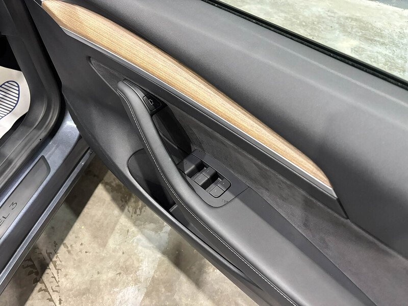 Used Tesla Model 3 2021 for sale - 76292202: Photo 28