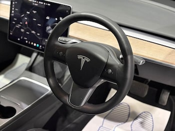 Used Tesla Model 3 2021 for sale - 76292202: Photo