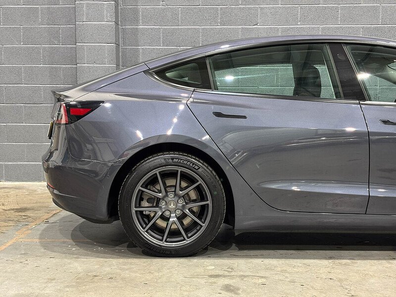 Used Tesla Model 3 2021 for sale - 76292202: Photo 9