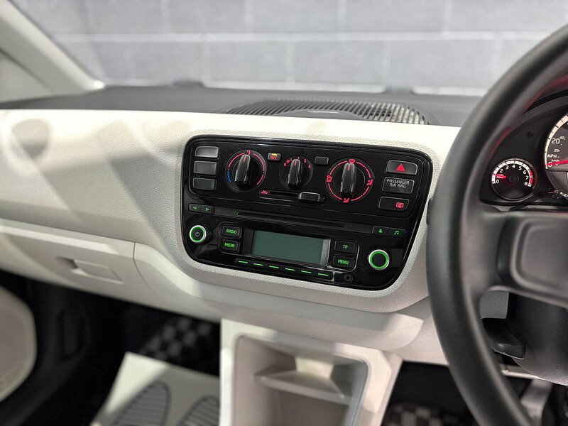 Used Volkswagen up! 2025 for sale - 77744296: Photo 16