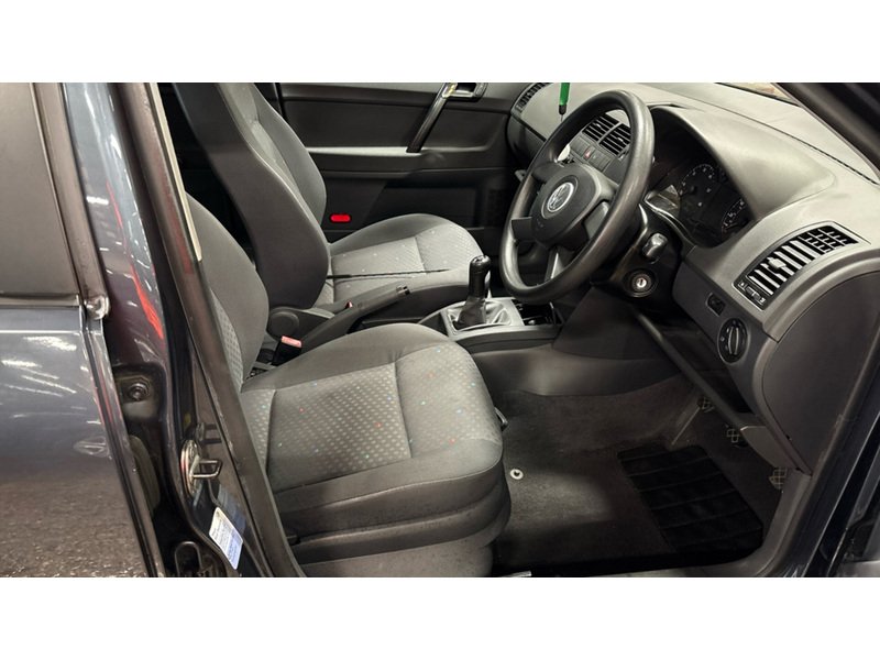 Used Volkswagen Polo 2003 for sale - 76381821: Photo 7