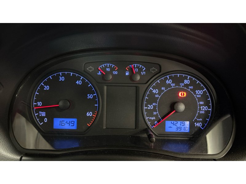 Used Volkswagen Polo 2003 for sale - 76381821: Photo 8