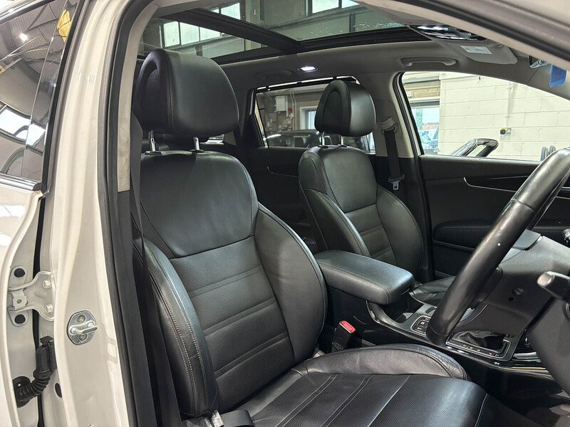 Used Kia Sorento 2017 for sale - 77744297: Photo 4