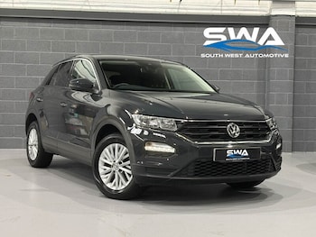 Used Volkswagen T-Roc 2018 for sale - 77744288: Photo