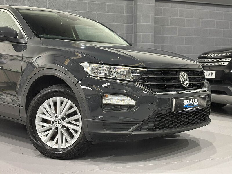 Used Volkswagen T-Roc 2018 for sale - 77744288: Photo 2