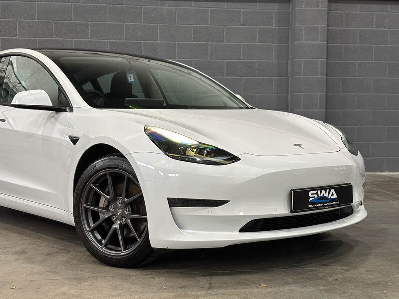 Used Tesla Model 3 2021 for sale - 76088143: Photo 2
