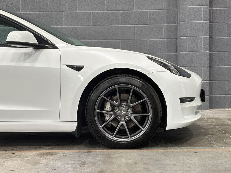 Used Tesla Model 3 2021 for sale - 76088143: Photo 29