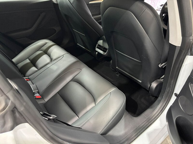 Used Tesla Model 3 2021 for sale - 76088143: Photo 56