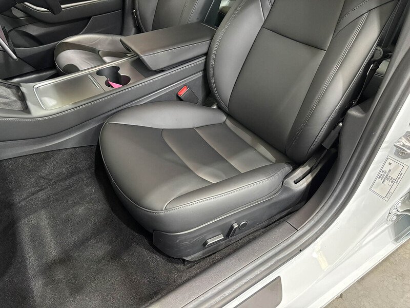 Used Tesla Model 3 2021 for sale - 76088143: Photo 68
