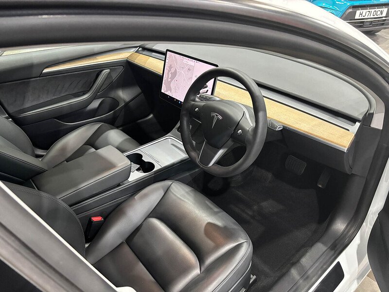 Used Tesla Model 3 2021 for sale - 76088143: Photo 9