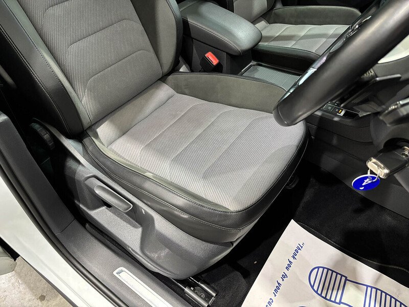 Used Volkswagen Tiguan 2018 for sale - 76564880: Photo 33