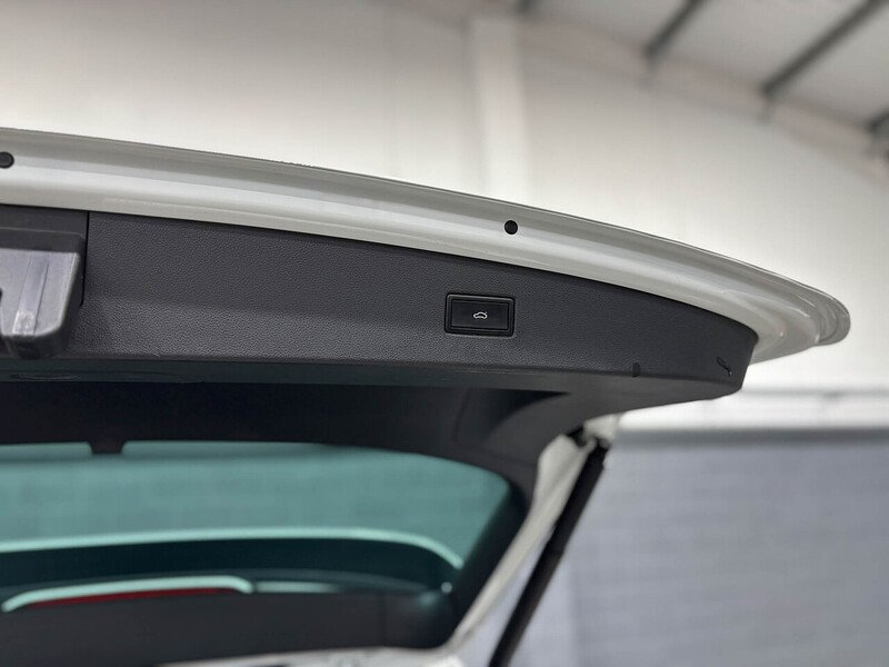 Used Volkswagen Tiguan 2018 for sale - 76564880: Photo 43