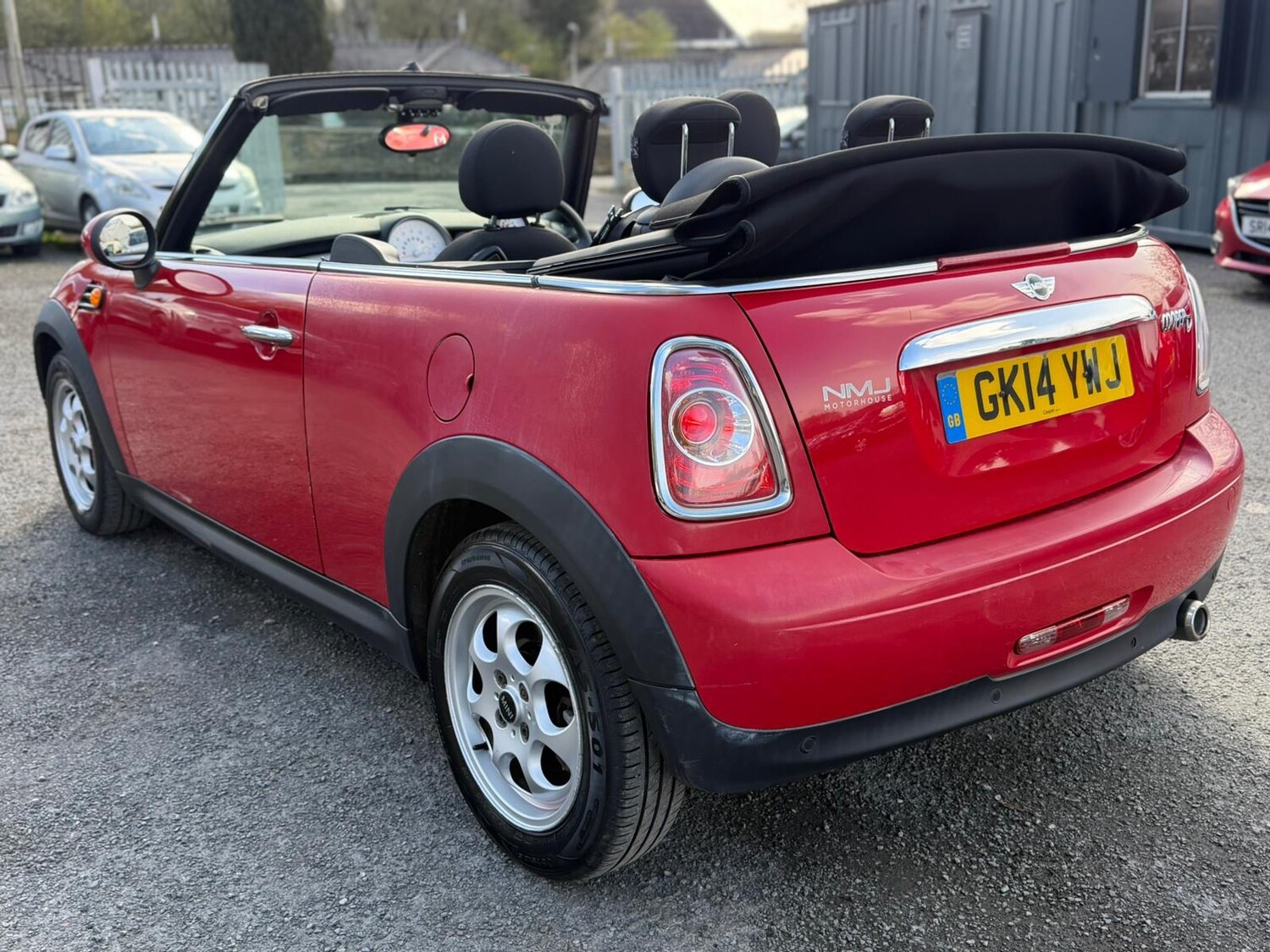 Used MINI Convertible 2014 for sale - 78132178: Photo 18