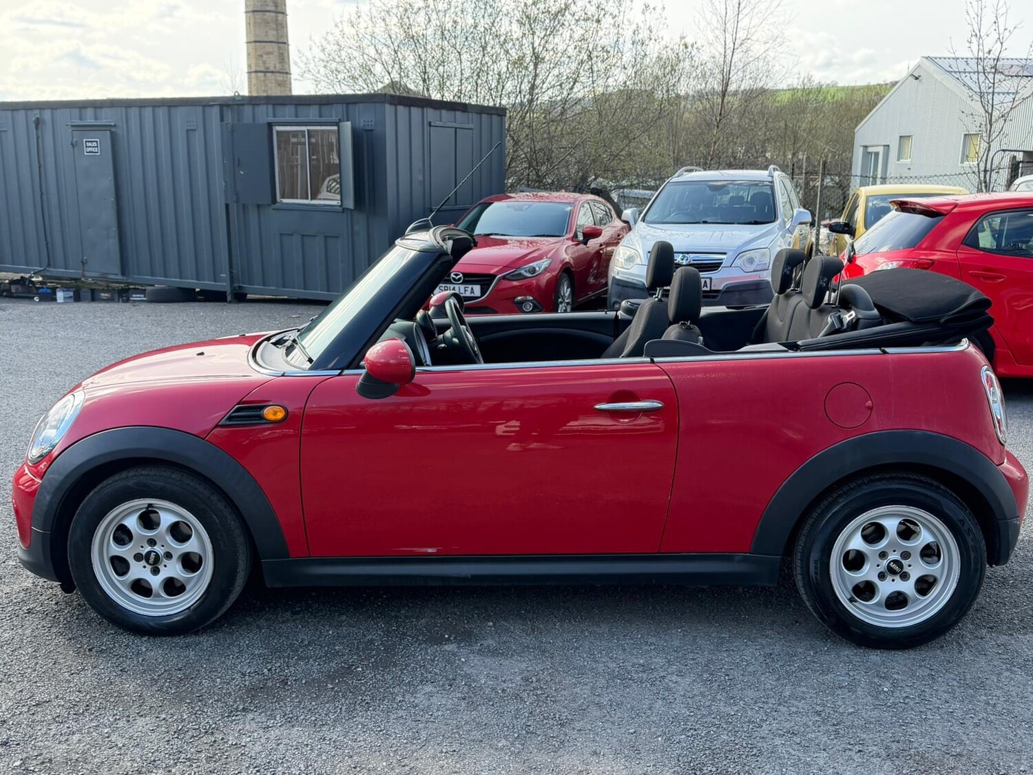 Used MINI Convertible 2014 for sale - 78132178: Photo 6