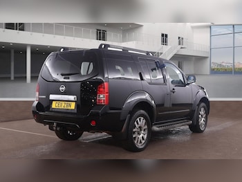 Used Nissan Pathfinder 2011 for sale - 77517751: Photo