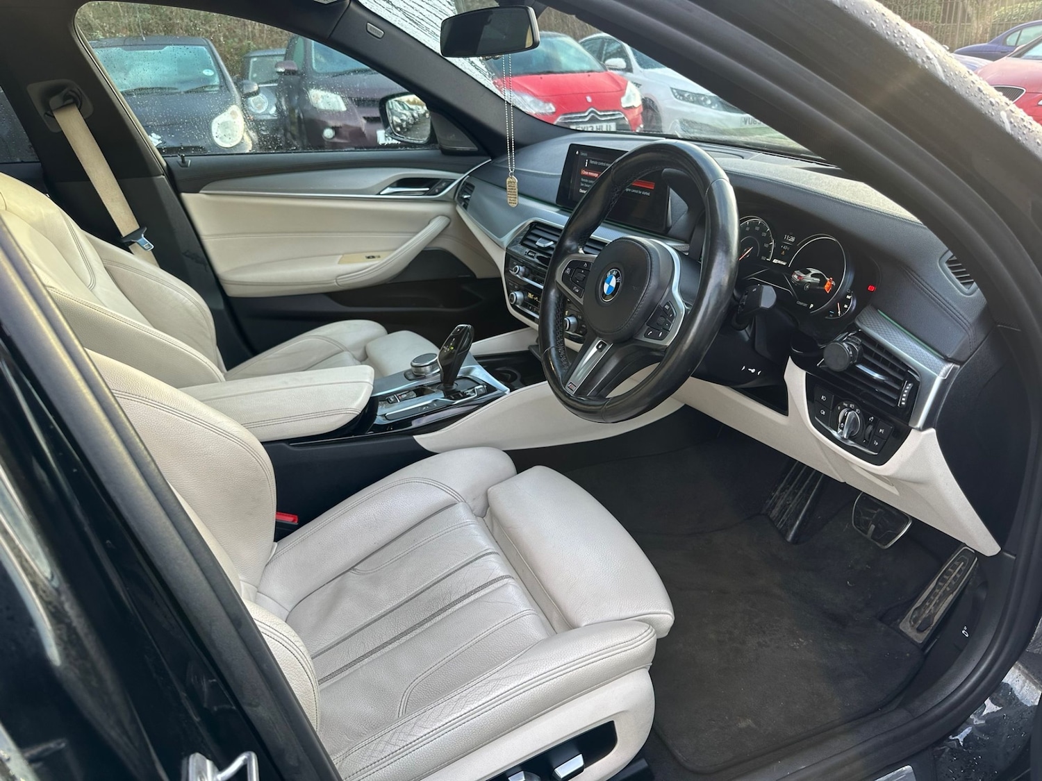 Used BMW 5 Series 2017 for sale - 77502855: Photo 10