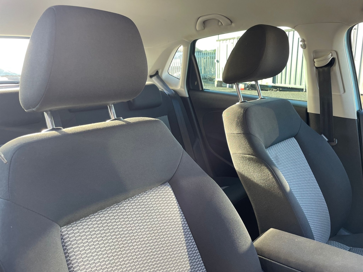 Used Volkswagen Polo 2011 for sale - 77423132: Photo 10