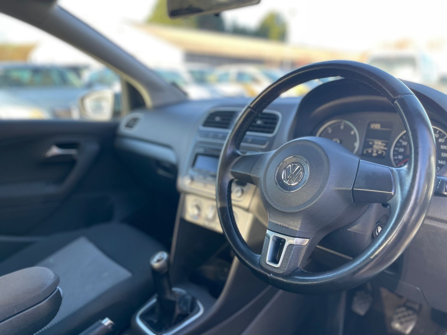 Used Volkswagen Polo 2011 for sale - 77423132: Photo 9