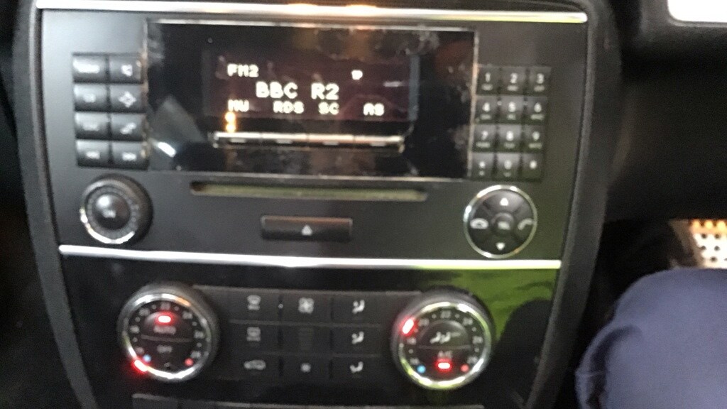 Used Mercedes-Benz R Class 2008 for sale - 77818200: Photo 11