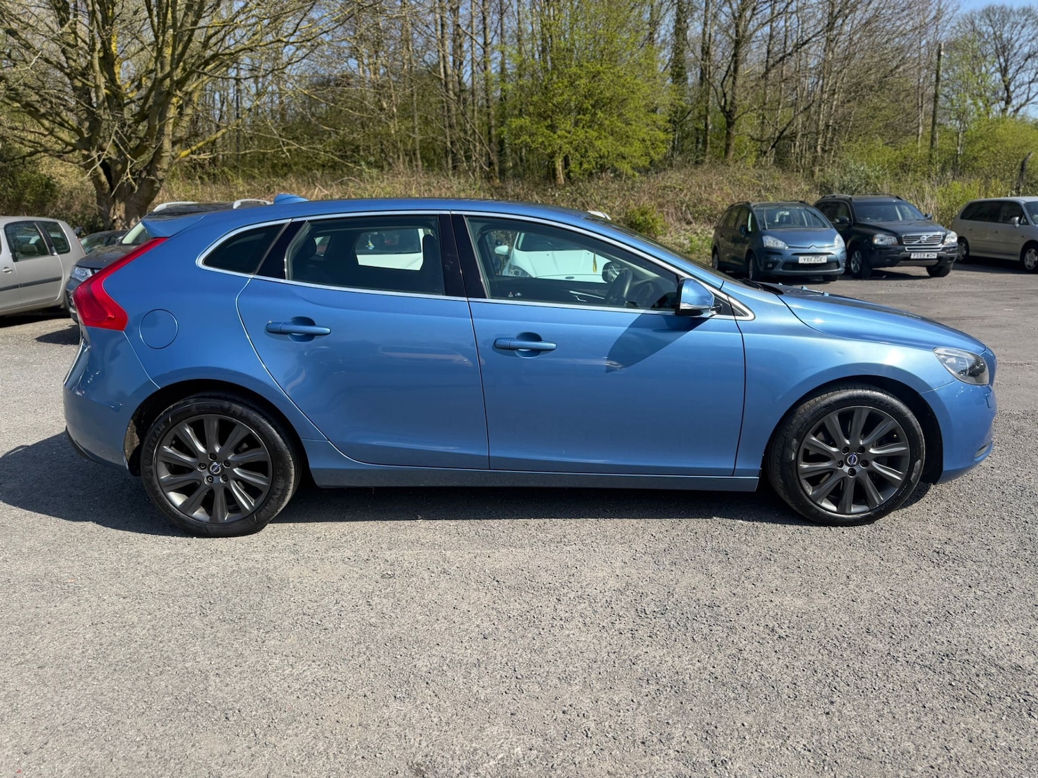 Used Volvo V40 2015 for sale - 78165876: Photo 4