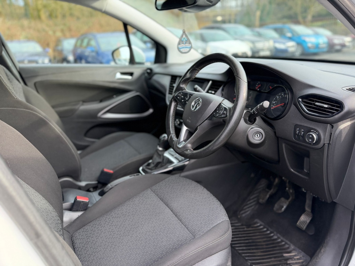 Used Vauxhall Crossland X 2018 for sale - 77570352: Photo 8