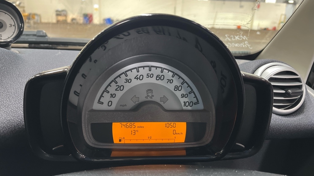 Used smart fortwo 2014 for sale - 77834674: Photo 12