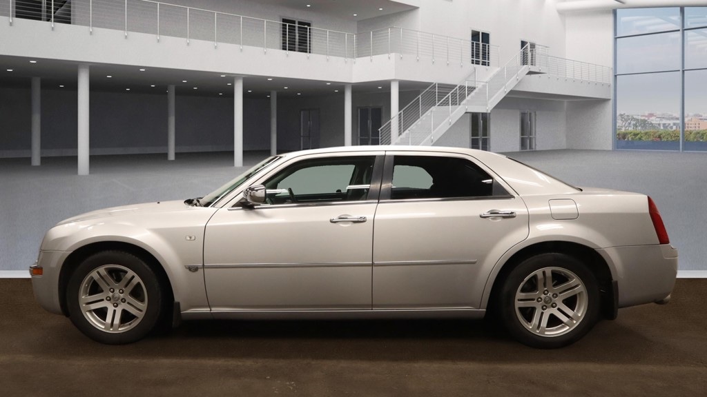 Used Chrysler 300C 2006 for sale - 77434701: Photo 6