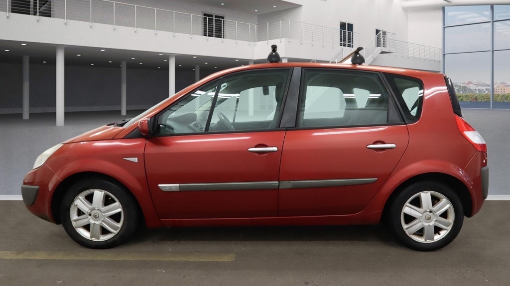 Used Renault Megane 2005 for sale - 77818522: Photo 6