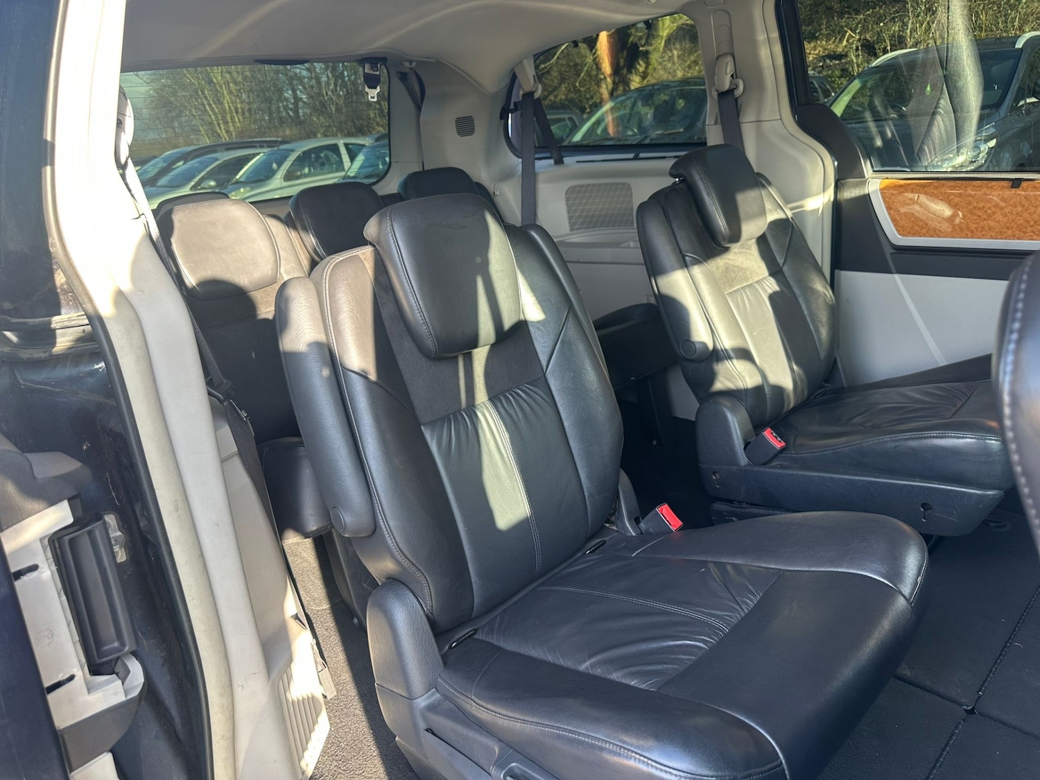 Used Chrysler Grand Voyager 2010 for sale - 77405139: Photo 11