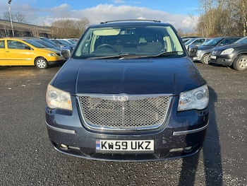 Used Chrysler Grand Voyager 2010 for sale - 77405139: Photo