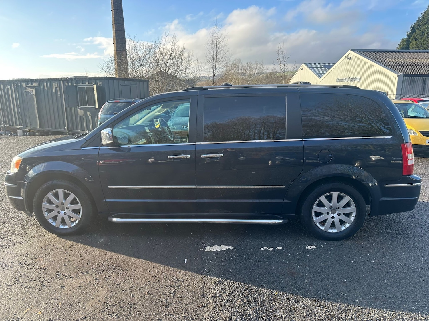 Used Chrysler Grand Voyager 2010 for sale - 77405139: Photo 5