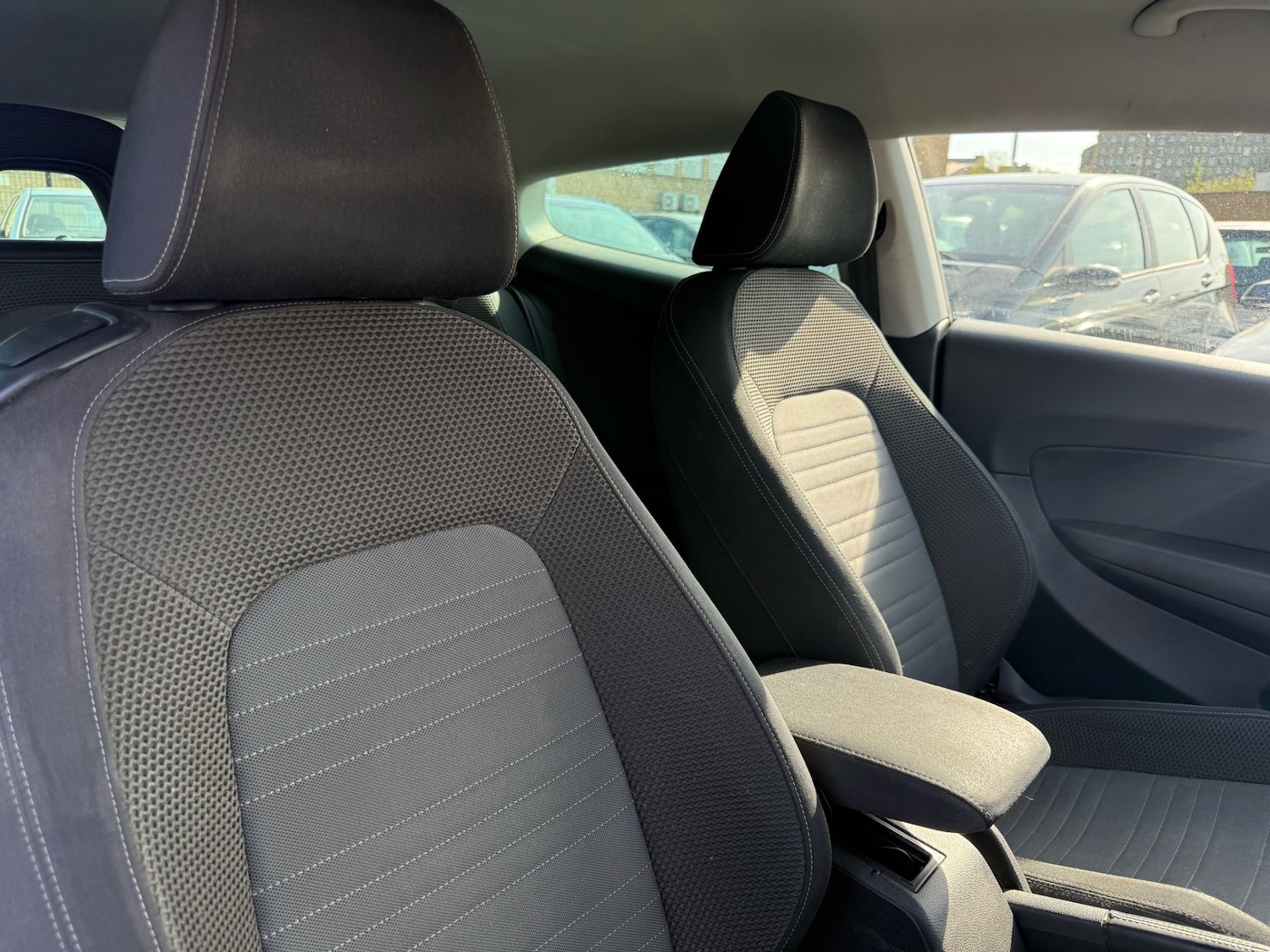 Used Volkswagen Scirocco 2009 for sale - 77502950: Photo 10