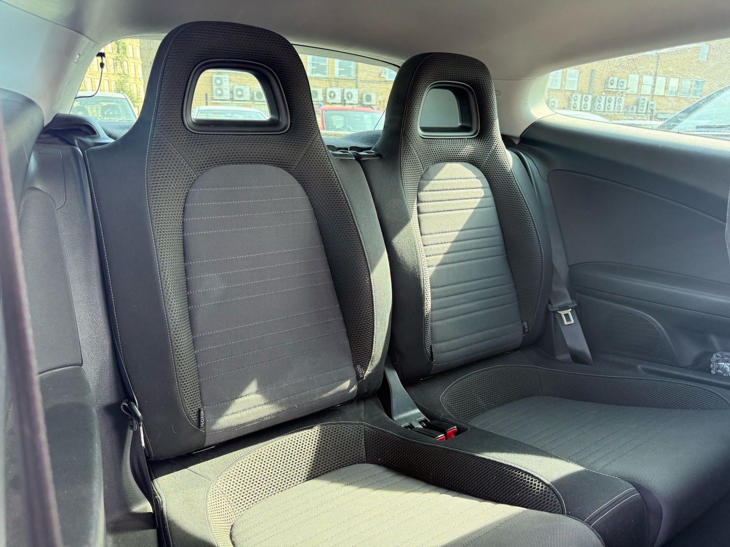 Used Volkswagen Scirocco 2009 for sale - 77502950: Photo 11